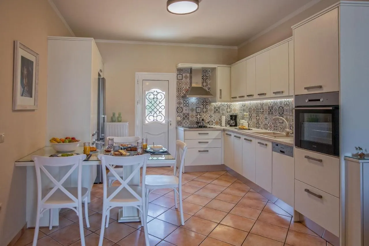 Dina Apartments Argostoli